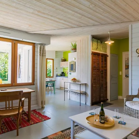 Holiday home Au Jardin - Ccn106 By Interhome